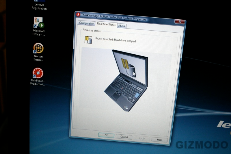 Illustration for article titled Lenovo T61 Thinkpad's Magnesium Rollcage == Wolverine's Bones
